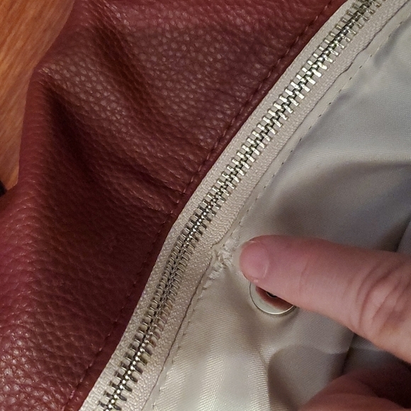 Thirty-one cross body purse bag -flaws Black Maroon - Picture 11 of 16